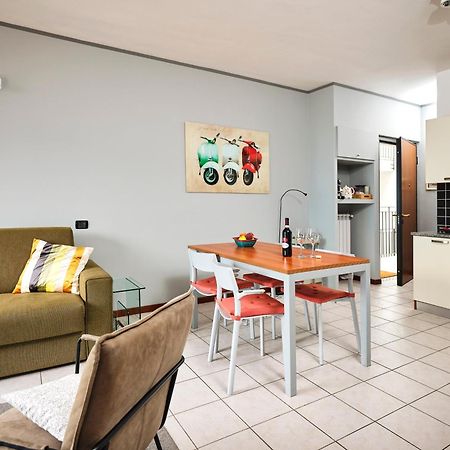 Lario View Apartment Acquaseria Luaran gambar