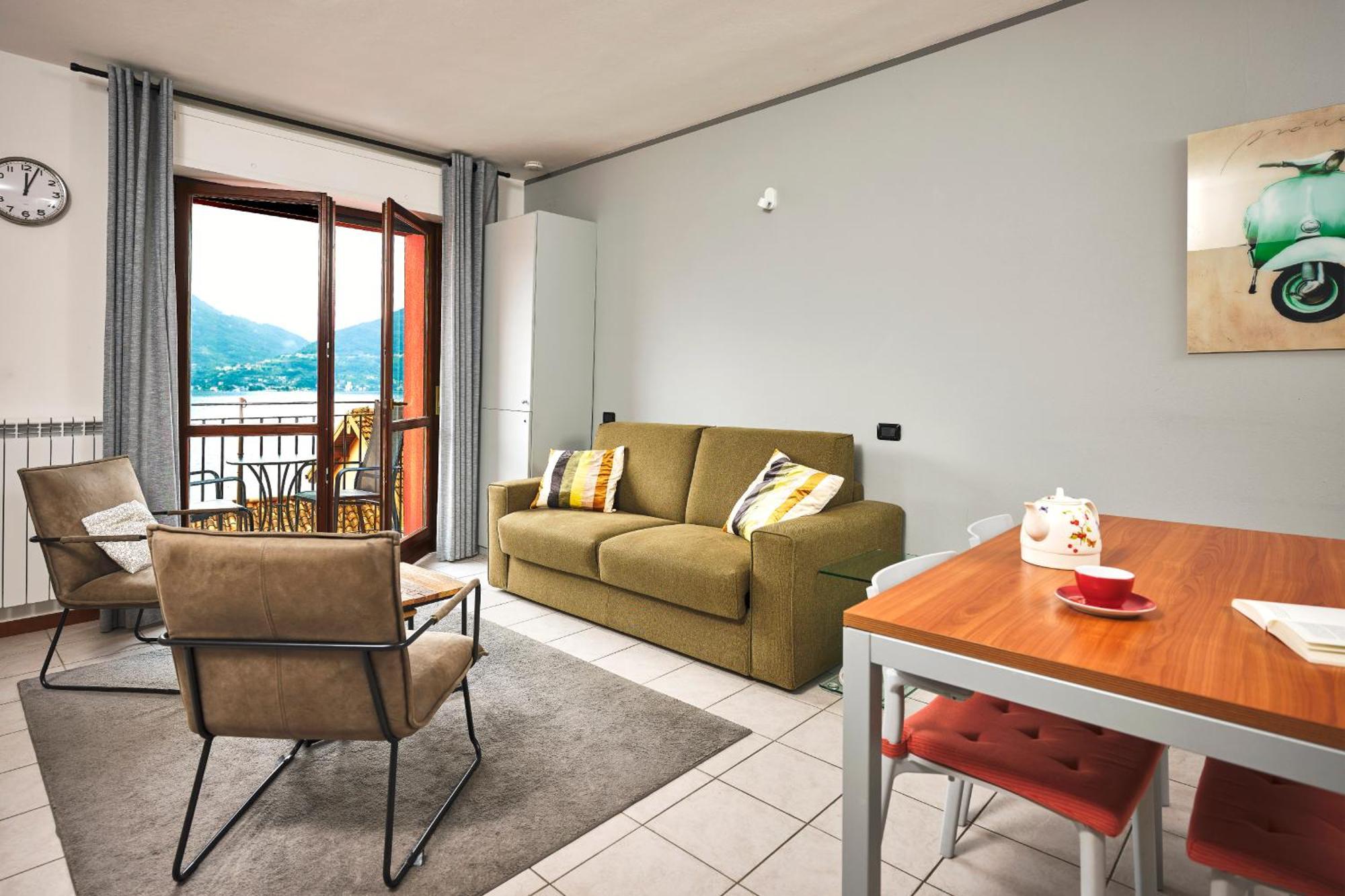Lario View Apartment Acquaseria Luaran gambar