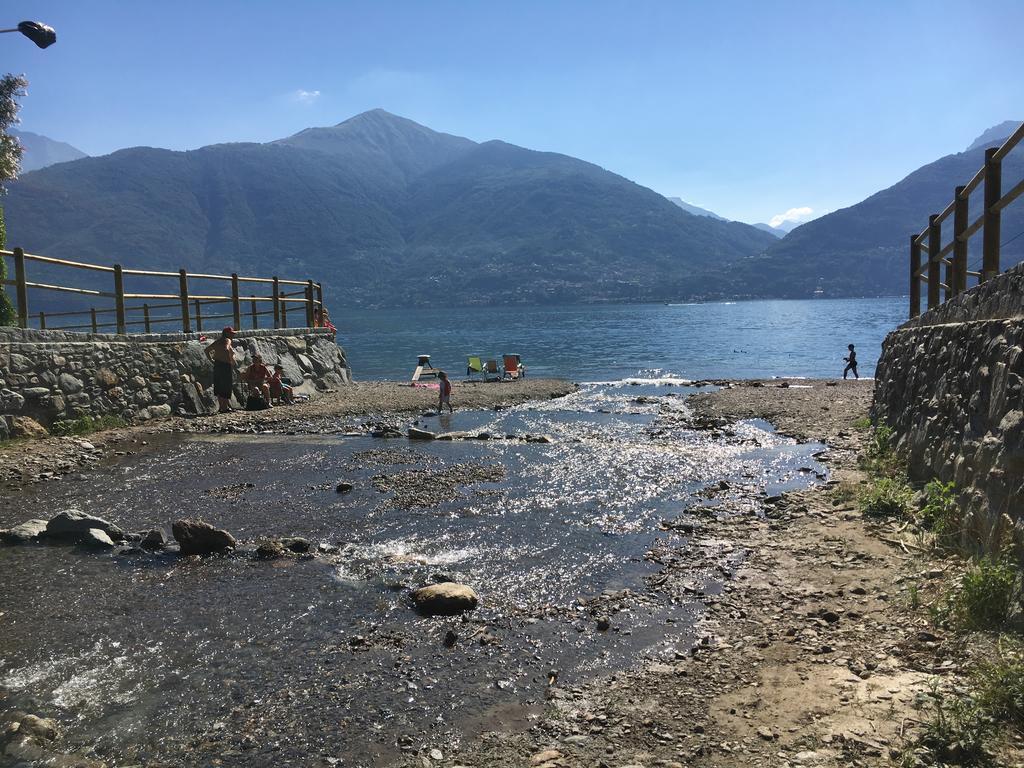 Lario View Apartment Acquaseria Luaran gambar