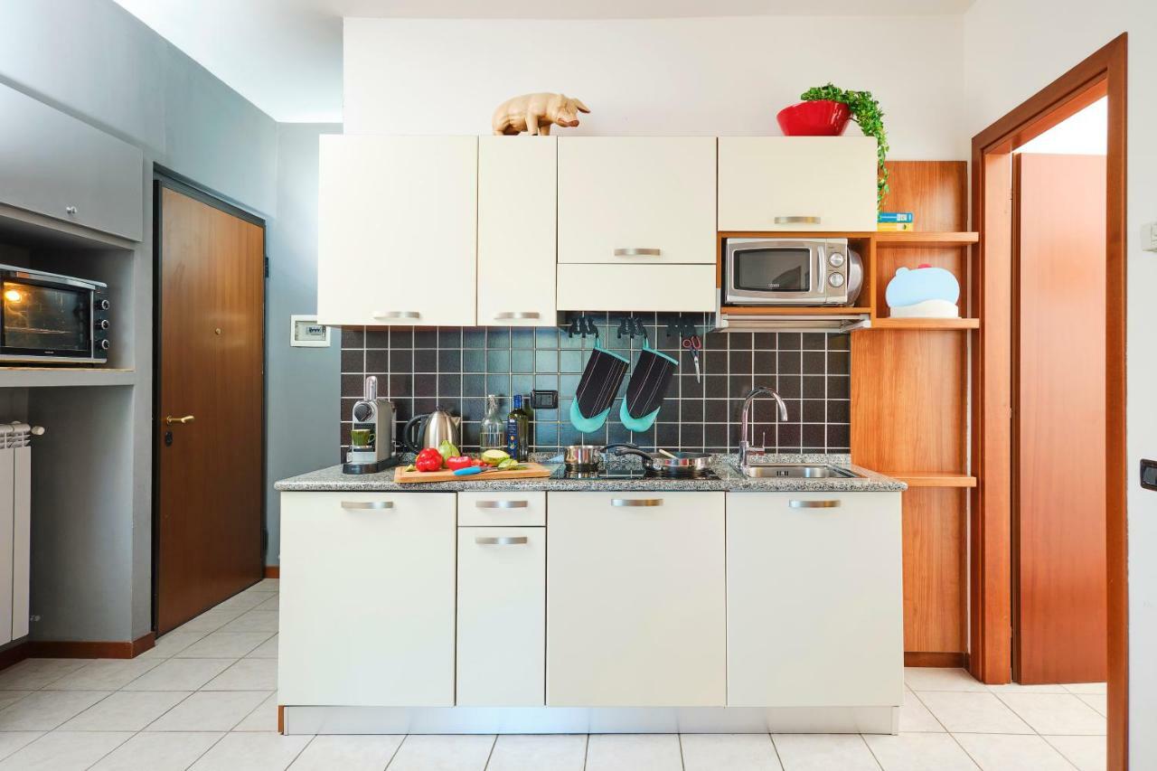 Lario View Apartment Acquaseria Luaran gambar